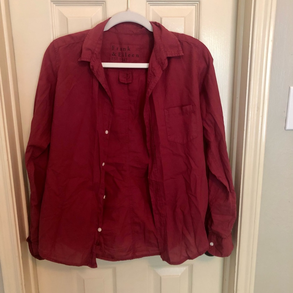 Frank & Eileen Maroon Women’s Button up top
